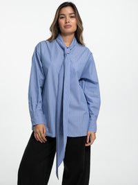 Bluse "Leni" in Blau mit Kragen-Schleife