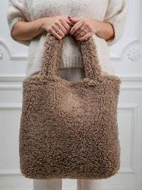 Tasche mit Teddyfell "Mouton" in Taupe