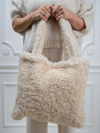 Tasche mit Teddyfell "Mouton" in Creme