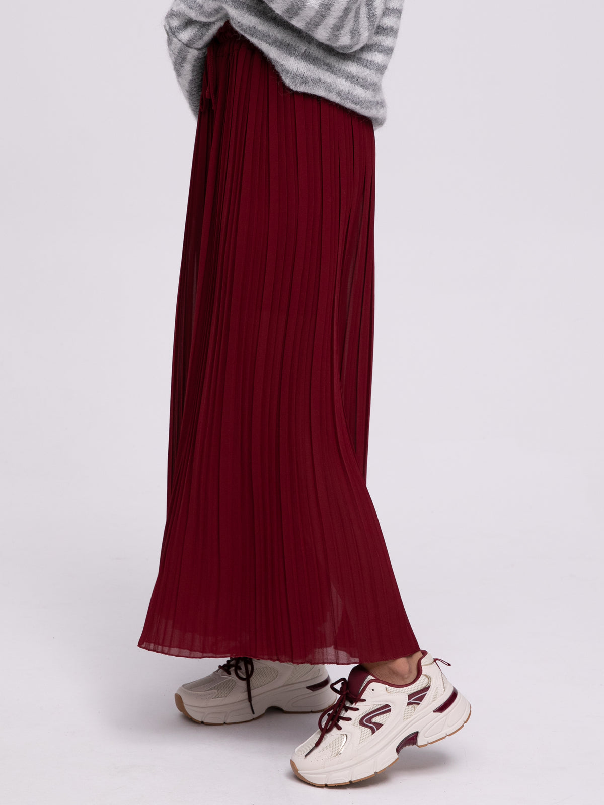 Plisseehose "Liliane" in Burgundy