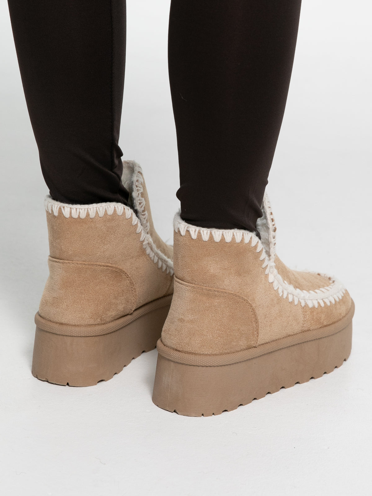 Plateau Boots mit Fell "Chiara" in Beige