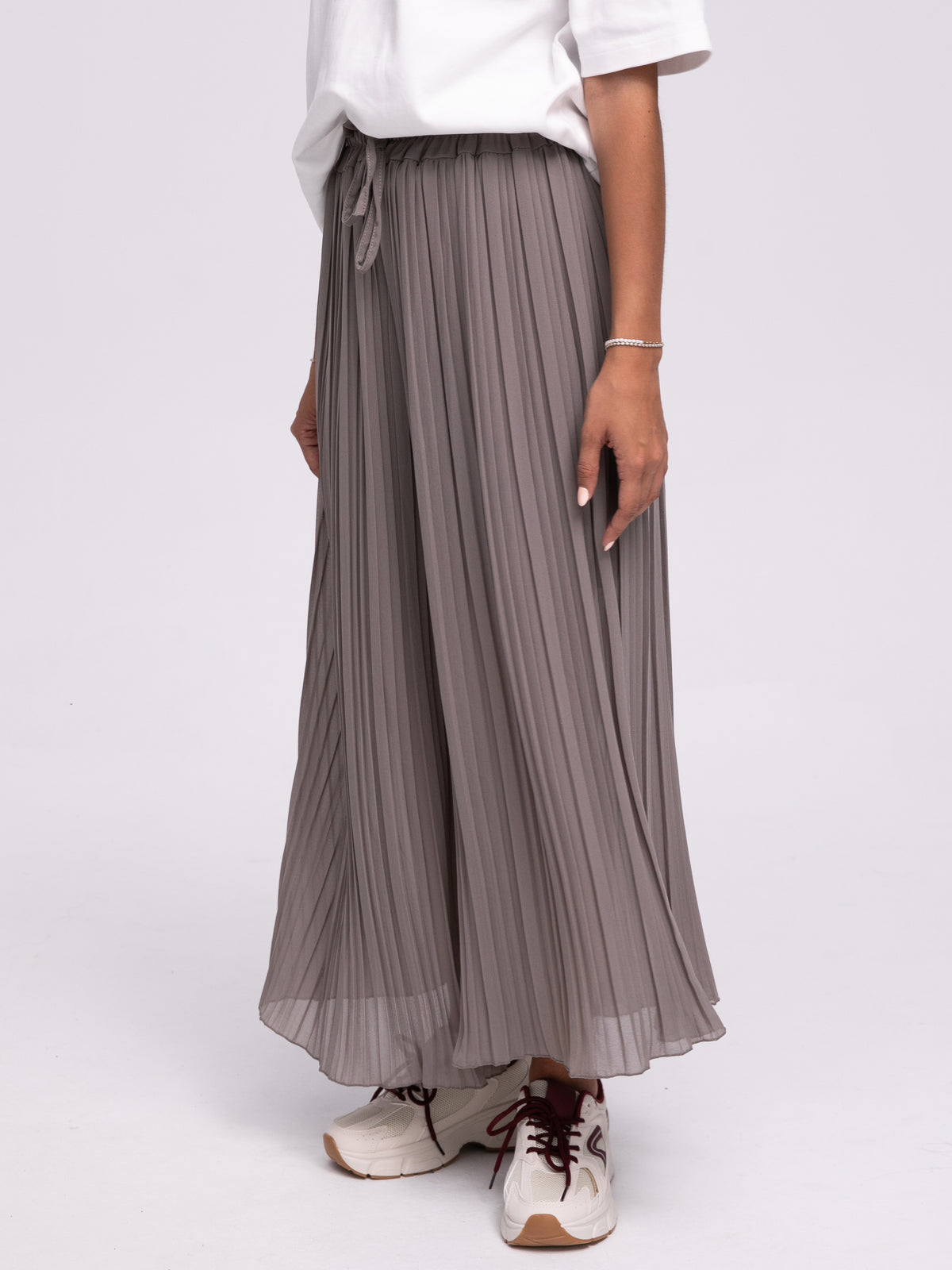 Plisseehose "Liliane" in Taupe