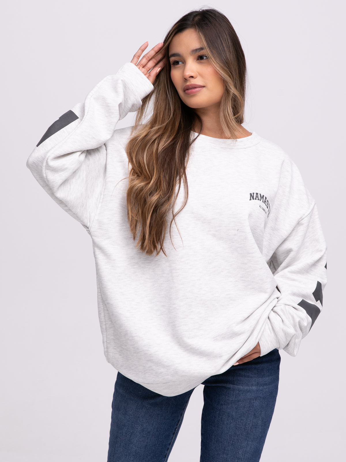 Sweater "Namaste" in Grau