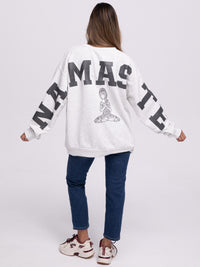 Sweater "Namaste" in Grau