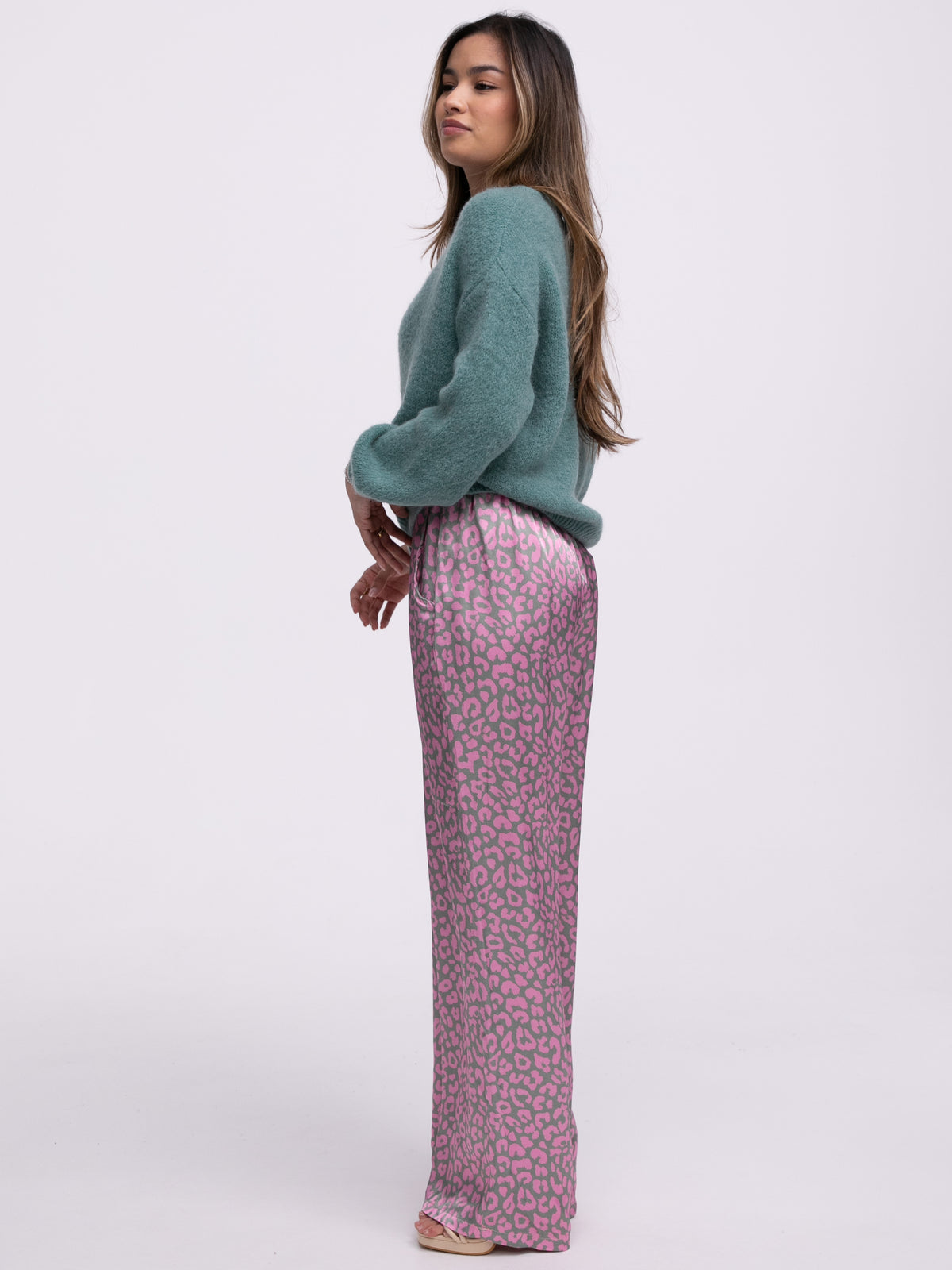 Satinhose „Sydney“ in Leo Rosa/Grün