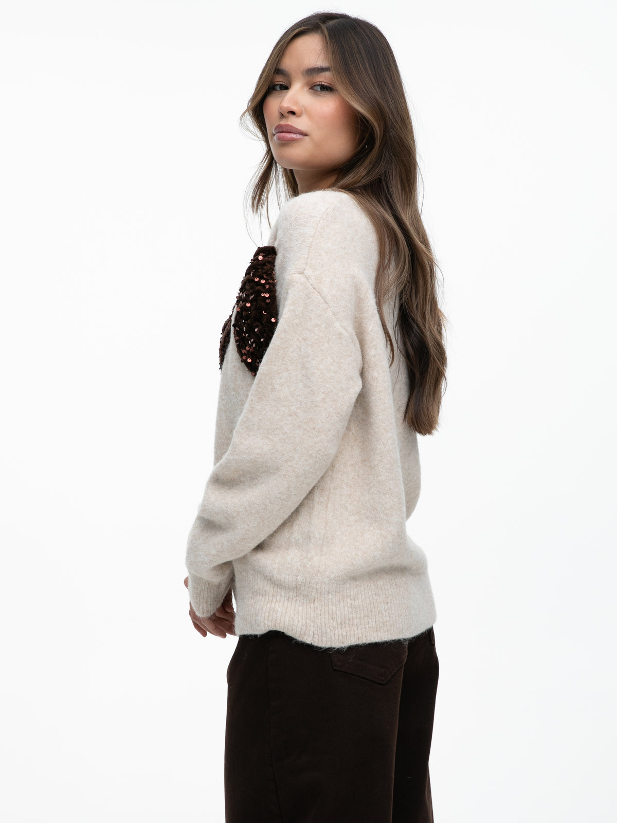 Strickpullover mit Pailletten-Schleifen „Aurora" in Creme