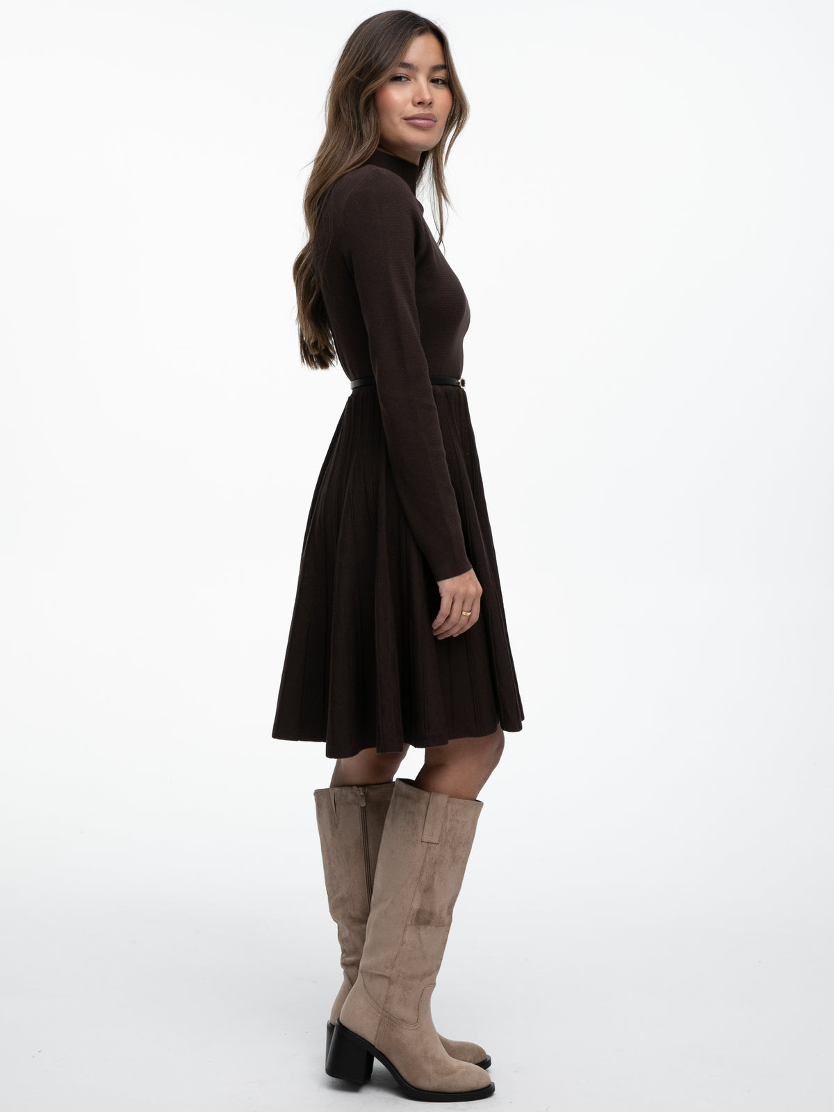 Kurzes Plissiertes Kleid "Valencia" in Braun