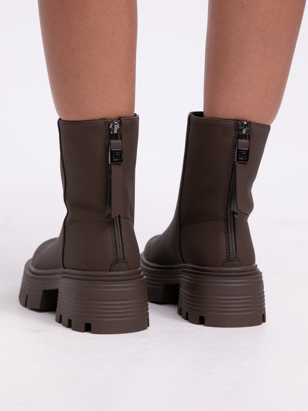 Boots "Nala" in Braun