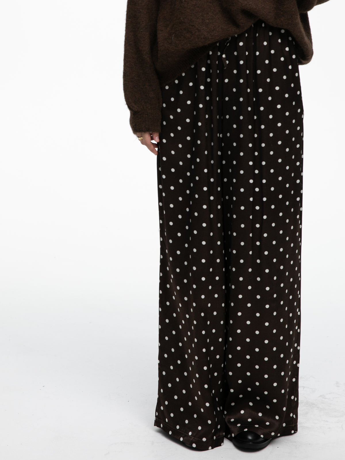 Satin-Hose „Cara“ in Braun