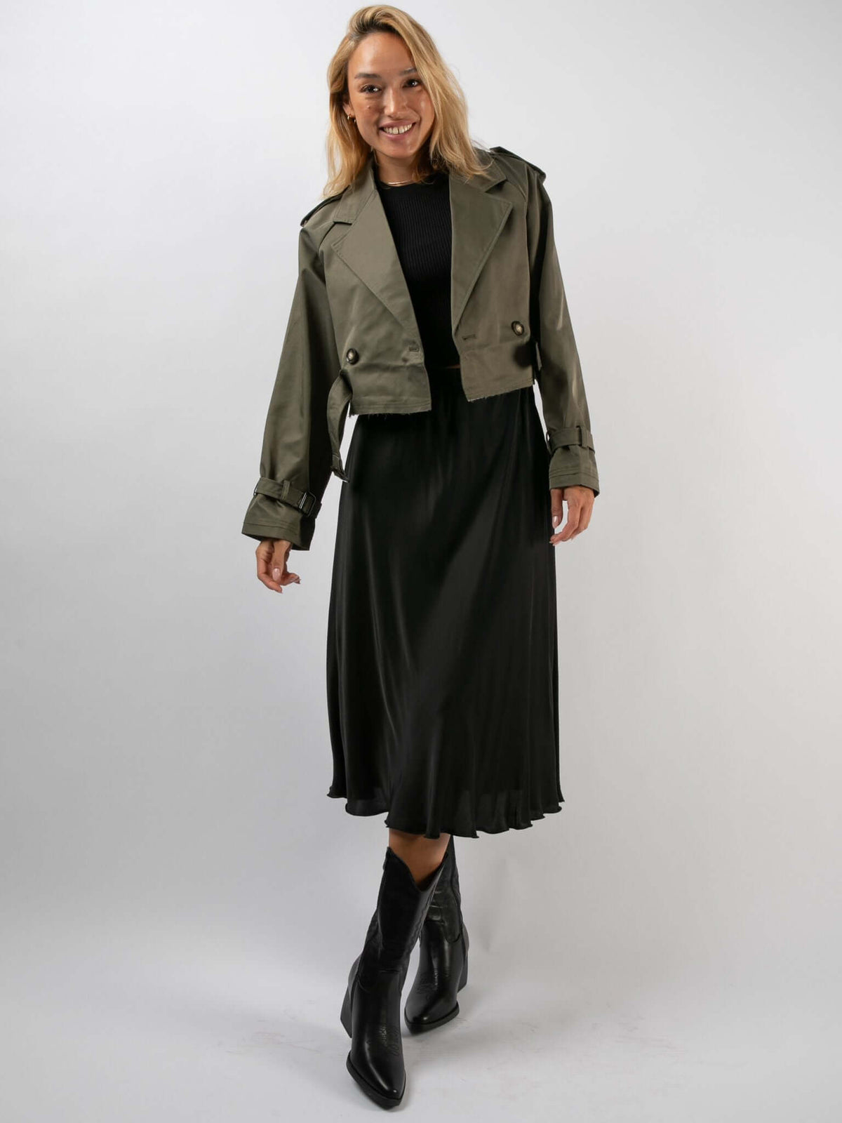 Cropped Trenchcoat "Shorty" in Khaki