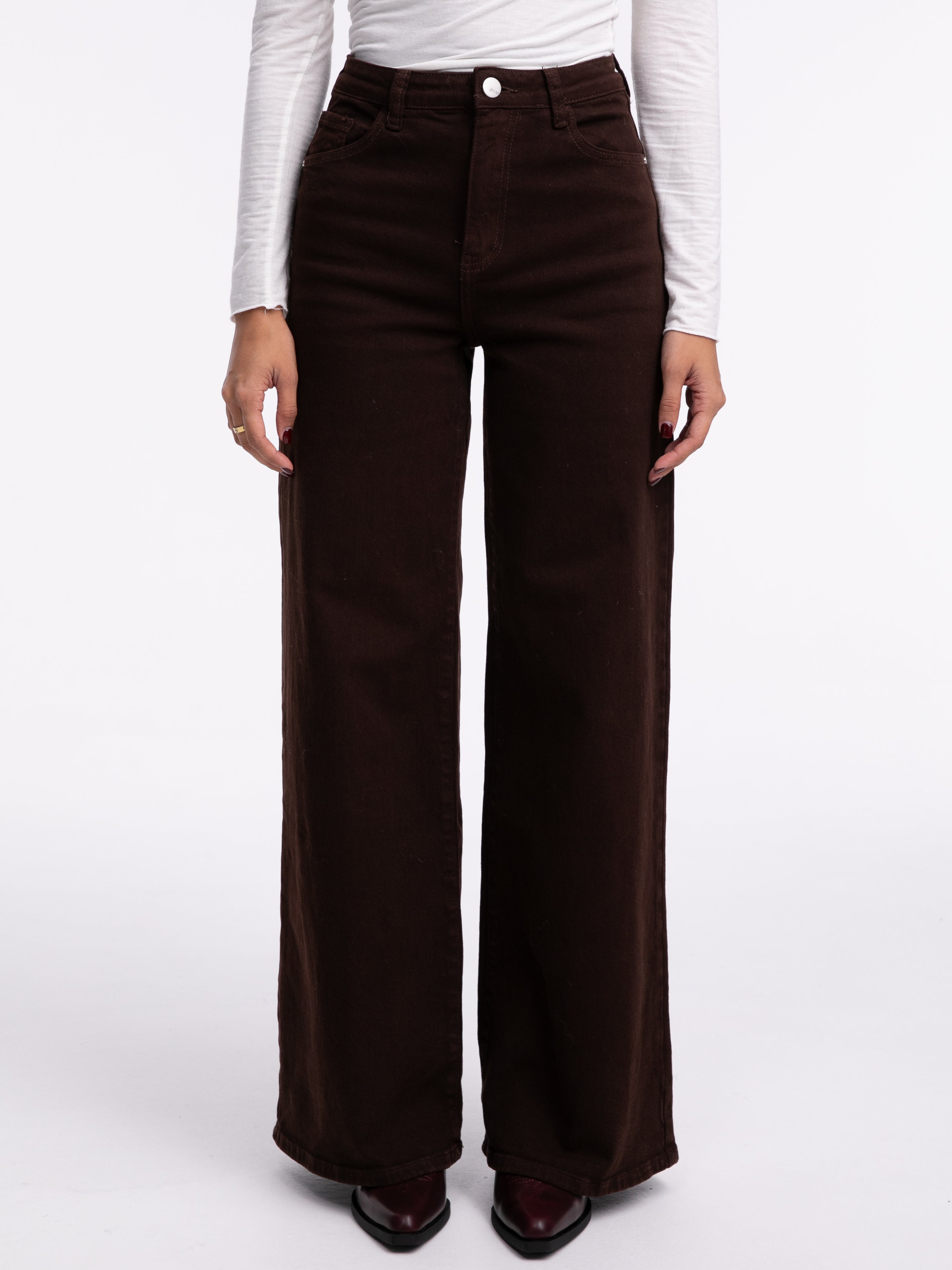 Wide Leg Jeans in Braun