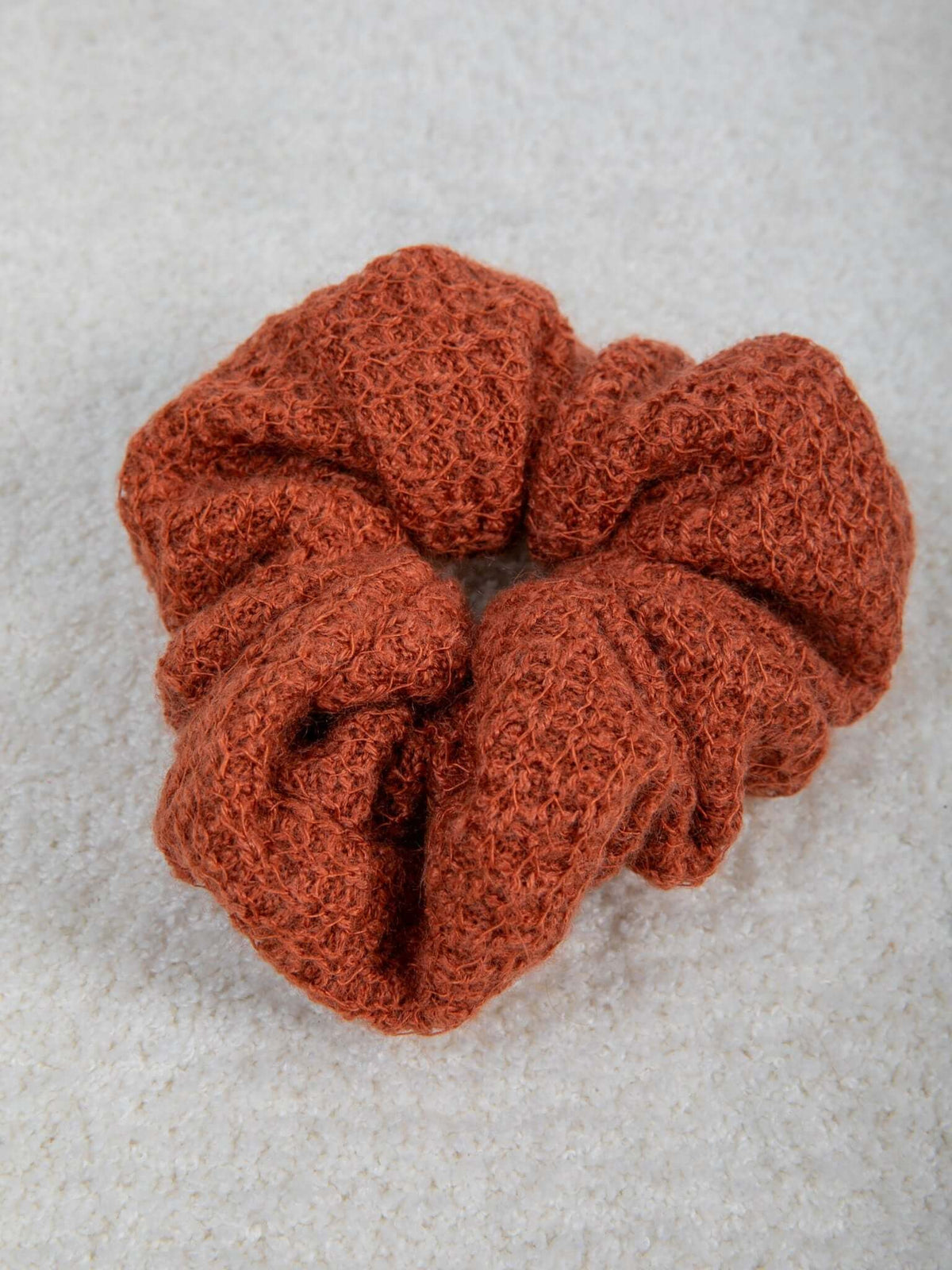 Rotes Scrunchy "Teddy"