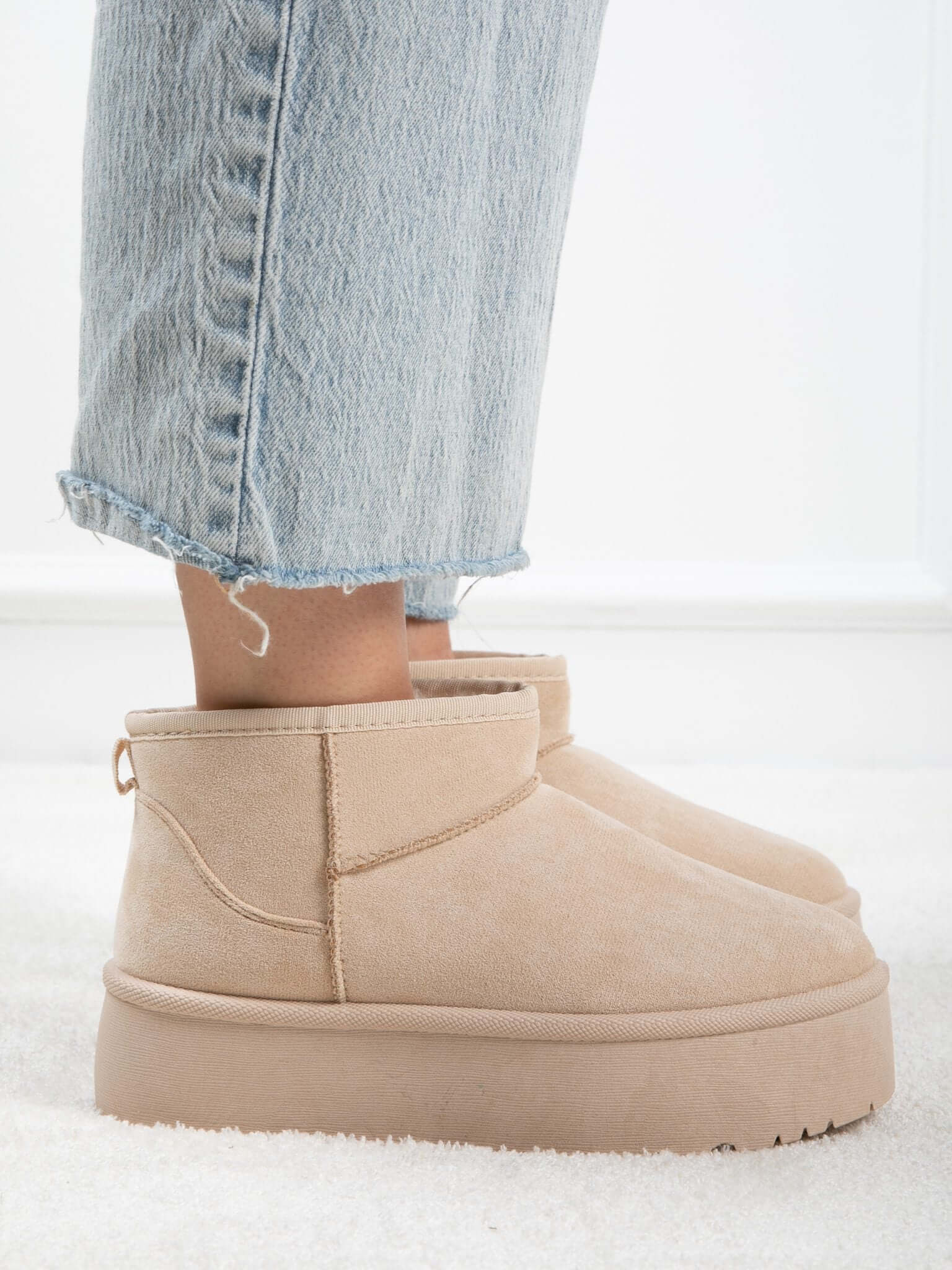Plateau Boots mit Fell 