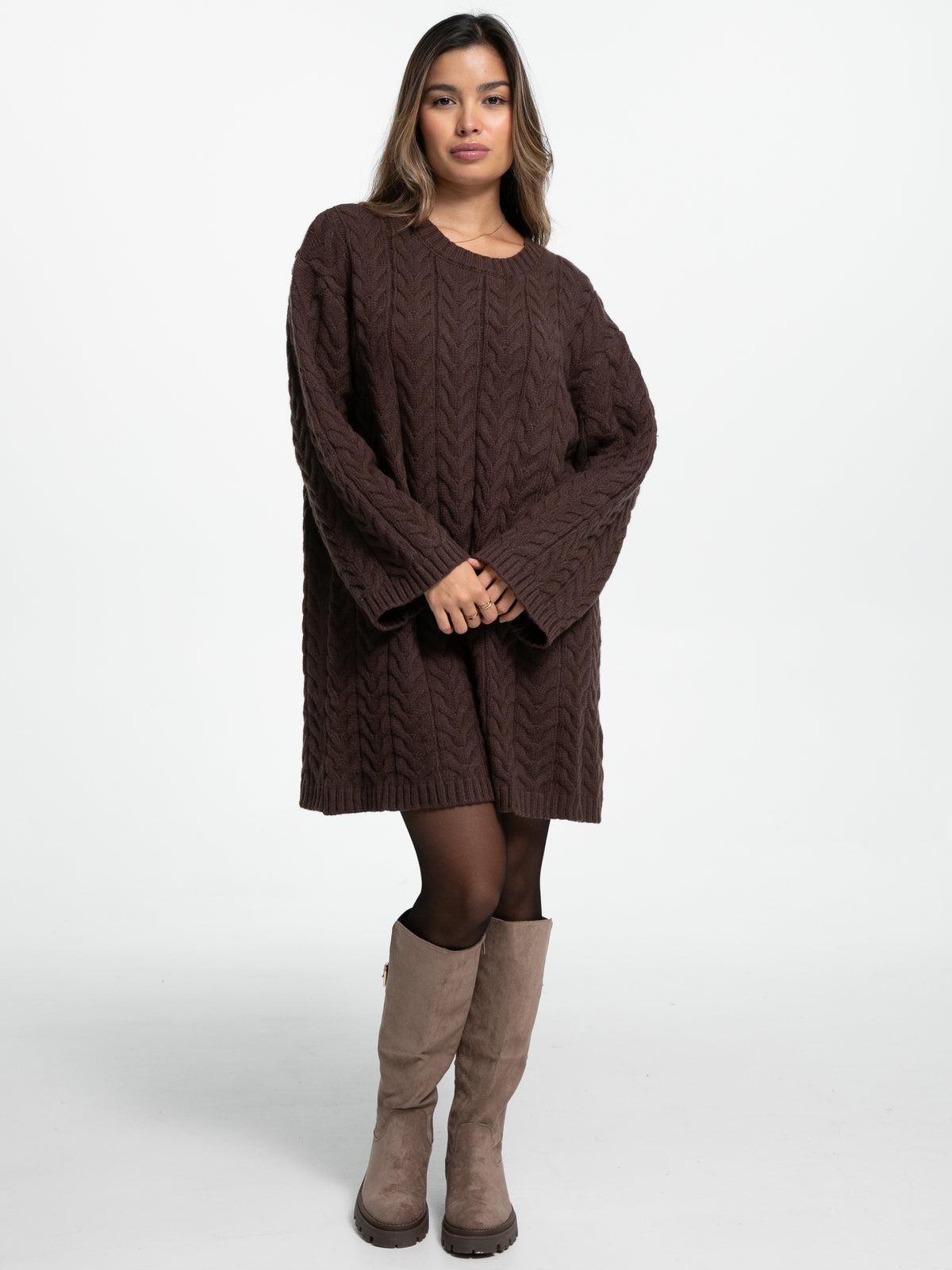 Strick-Pulloverkleid mit Zopfmuster "Lissan" in Choco