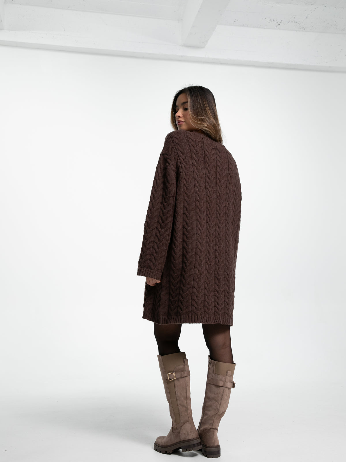 Strick-Pulloverkleid mit Zopfmuster "Lissan" in Choco