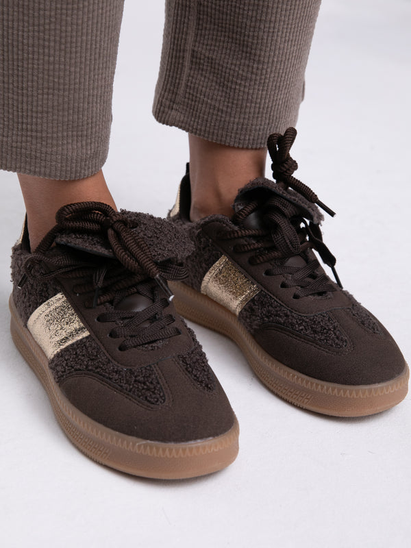 Sneaker "Fleece" in Braun