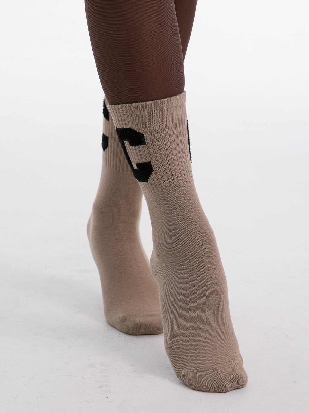 Socken "C" in Beige