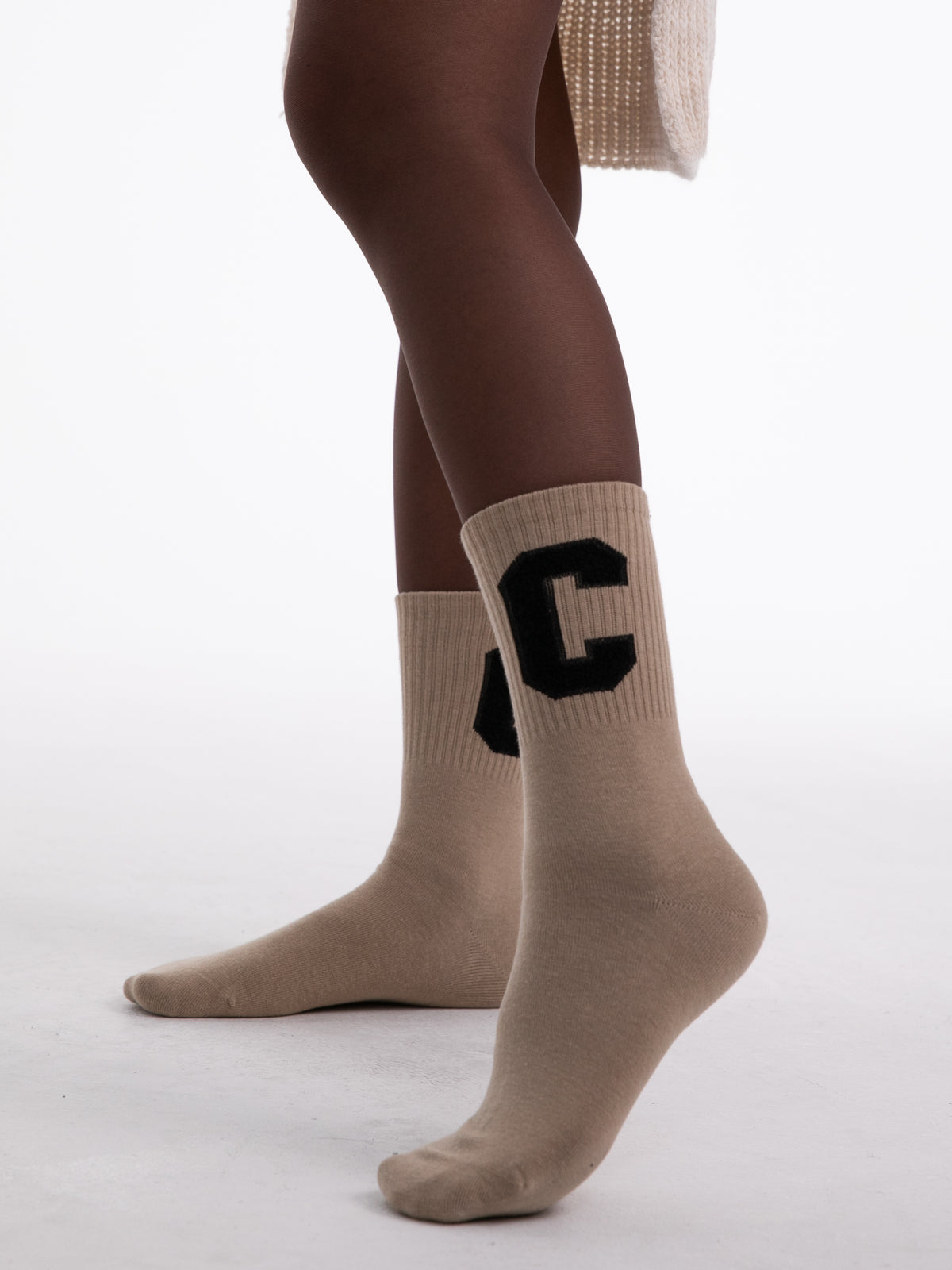 Socken "C" in Beige