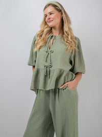 Bow-Musselin-Bluse "Anka" in Pistazie