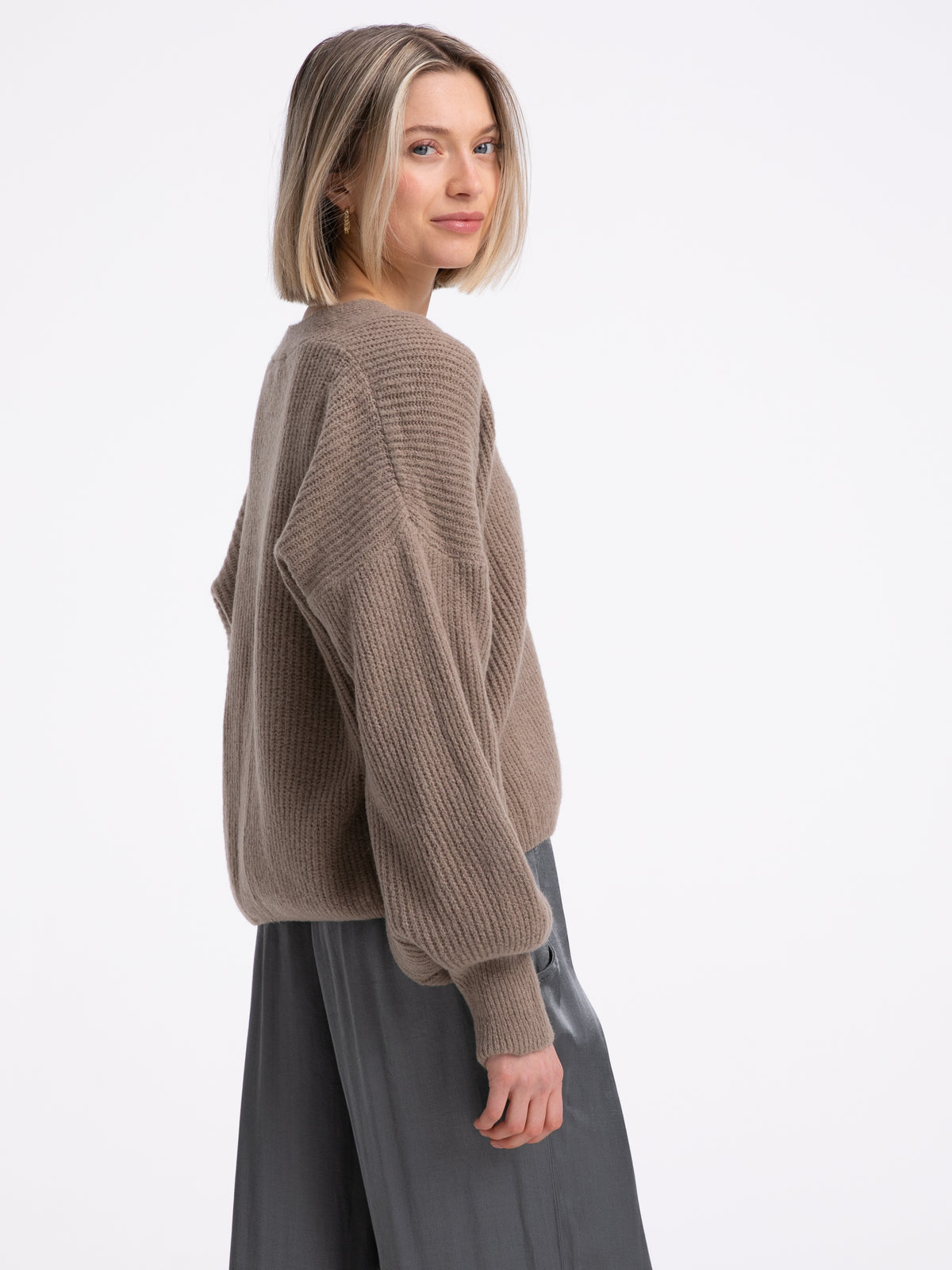 Cardigan "May" in Hazelnut