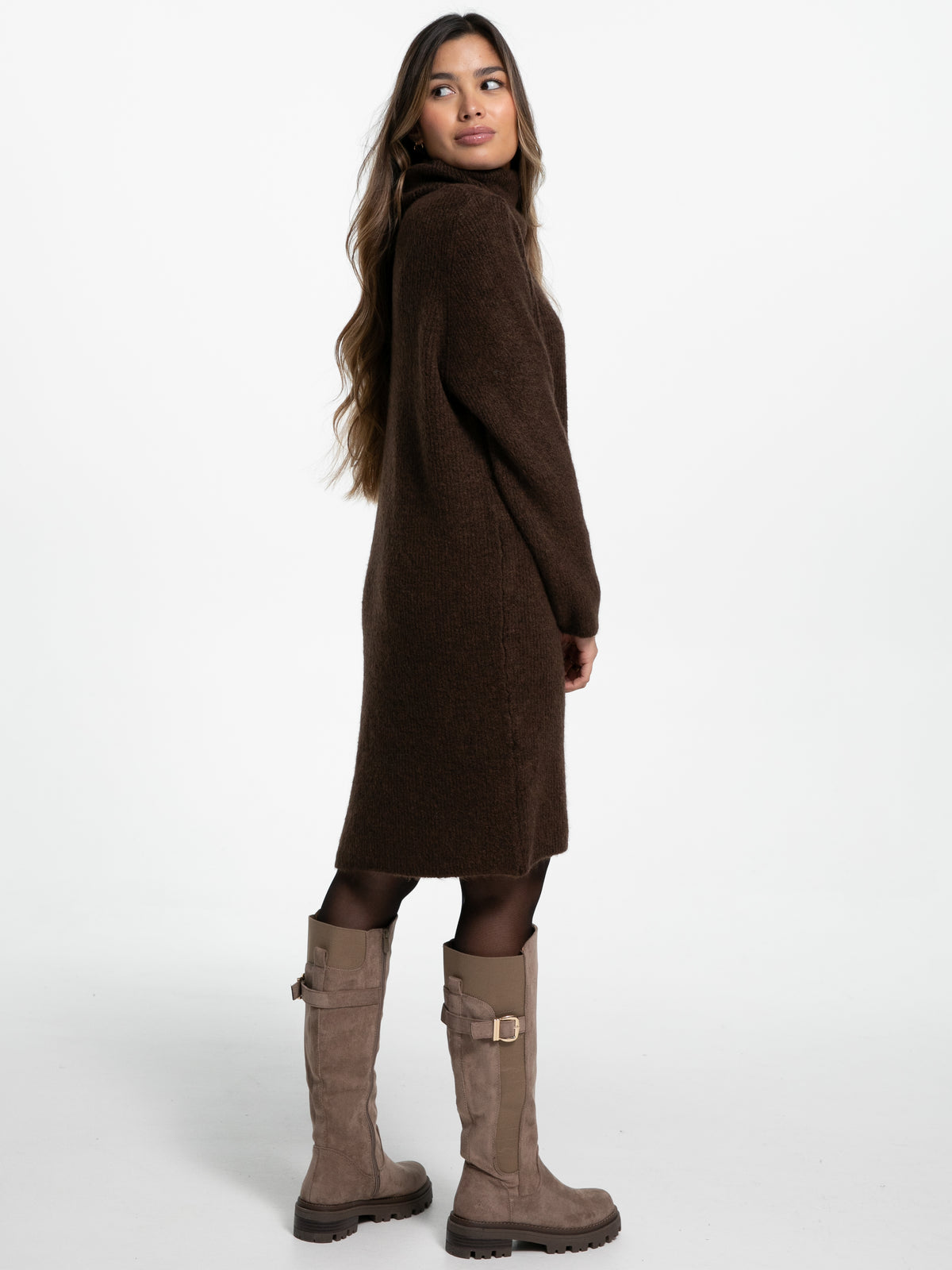 Rollkragen-Strickkleid "Mariam" in Braun