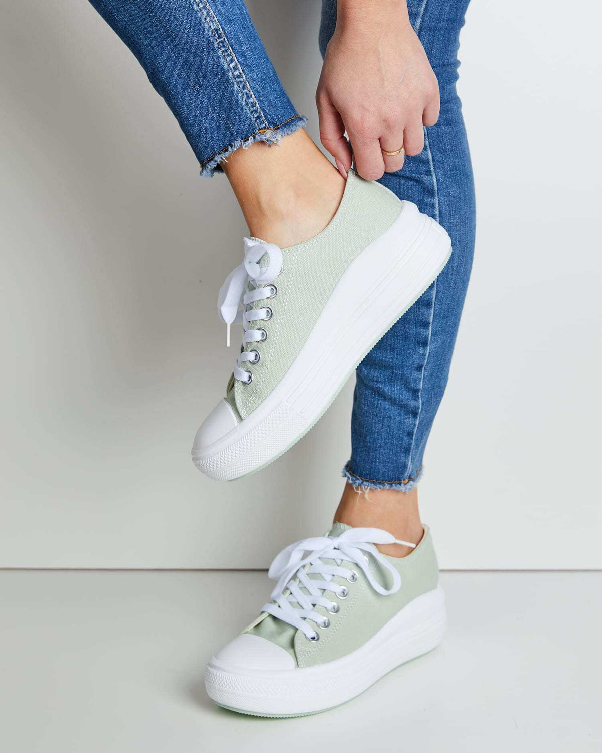 Low-Sneaker mit Plateau-Sohle "Dtown" in Mint