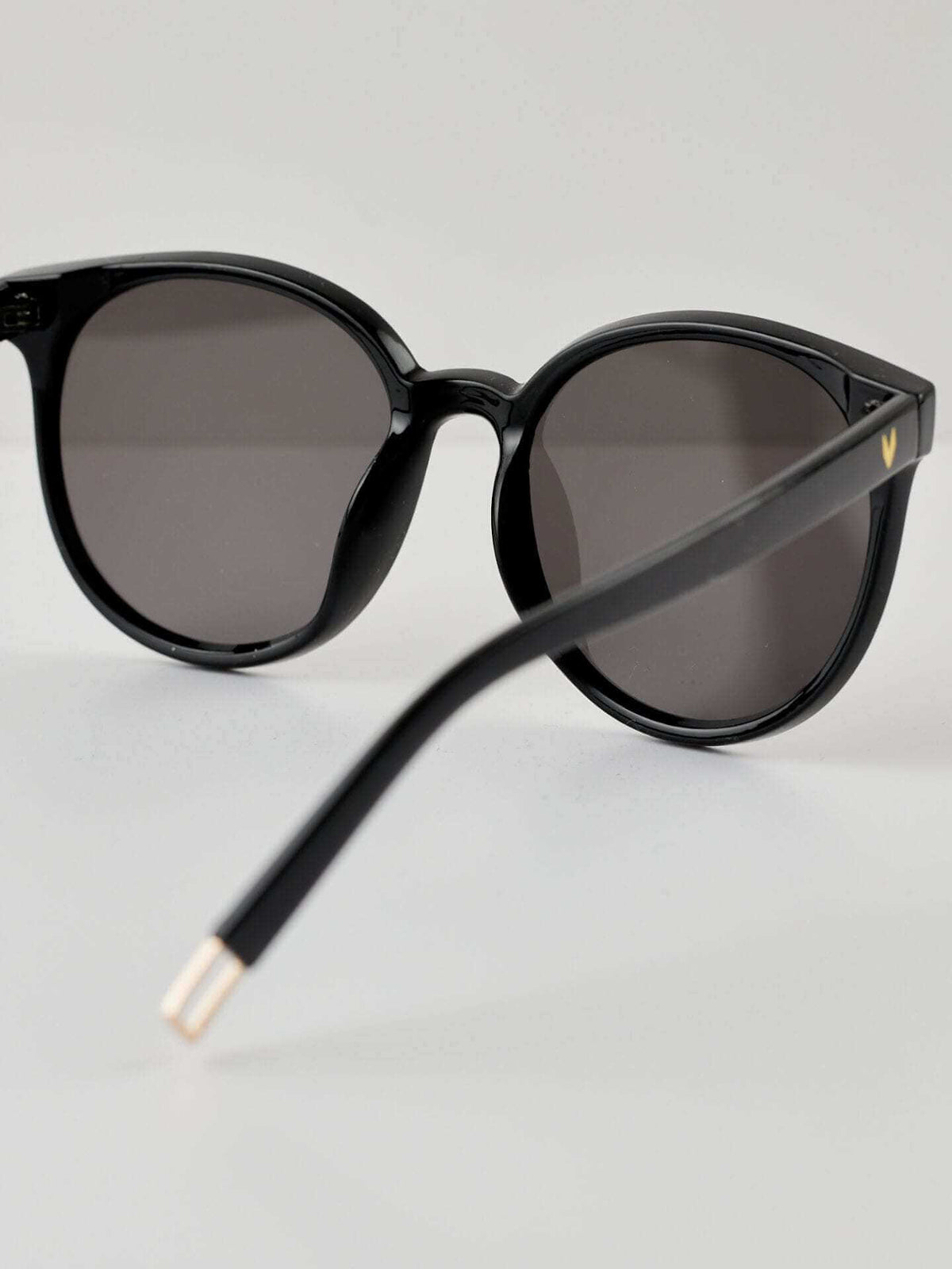 Schwarze Cat-Eye-Sonnenbrille "Tiffany"