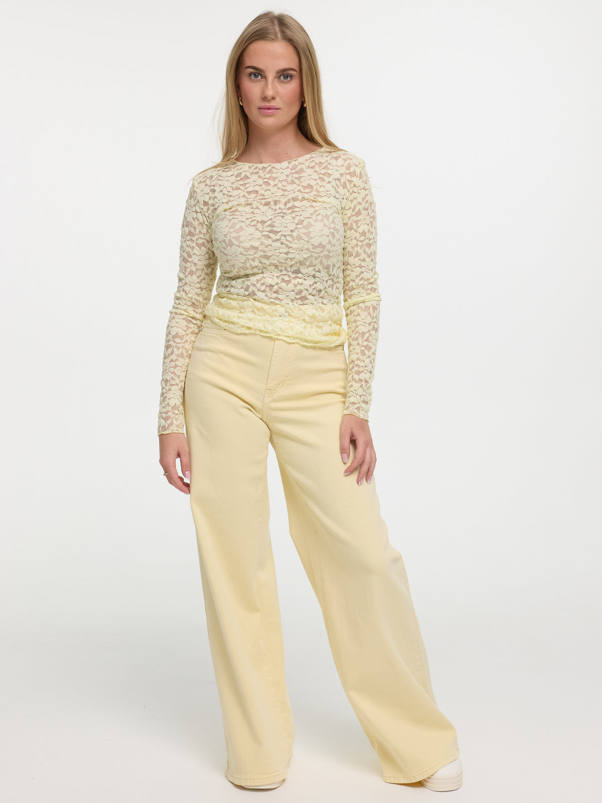 Wide Leg Jeans "Seraphina" in Butter Yellow