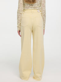 Wide Leg Jeans "Seraphina" in Butter Yellow