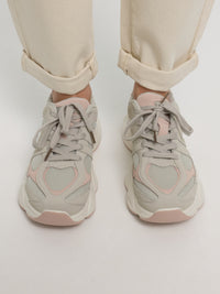 Sneaker "Lucia" in Grau