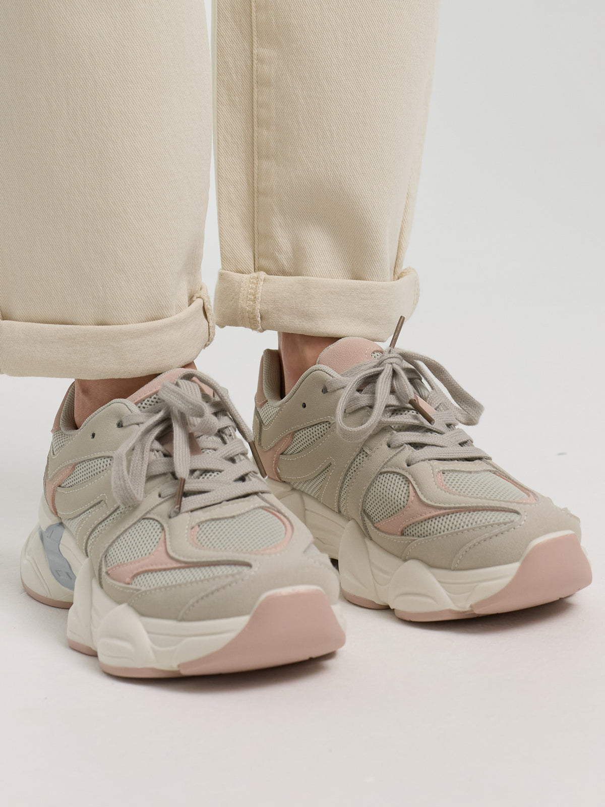 Sneaker "Lucia" in Grau