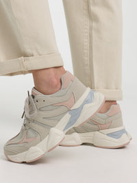 Sneaker "Lucia" in Grau