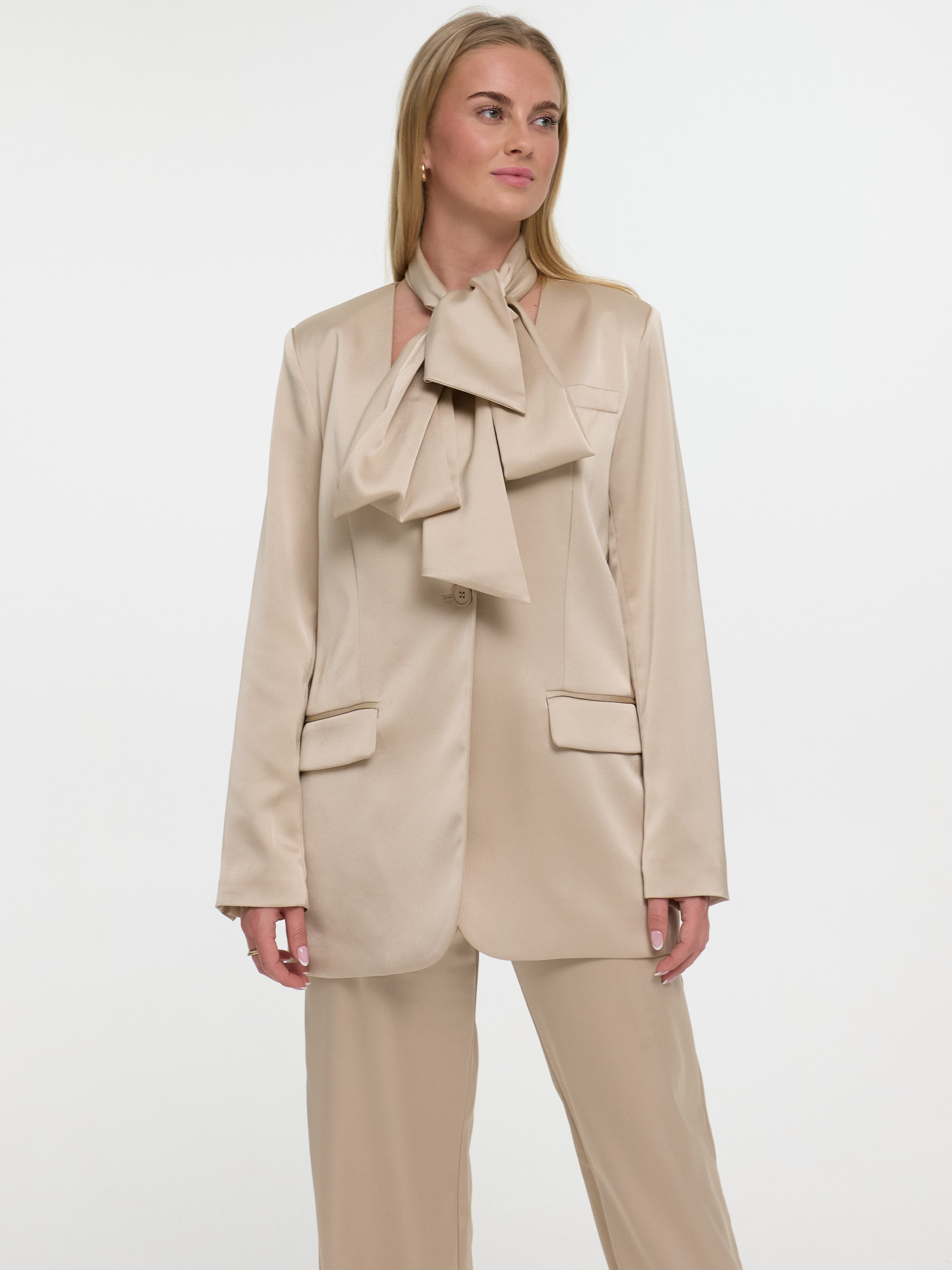 Blazer „Millie“ in Champagner