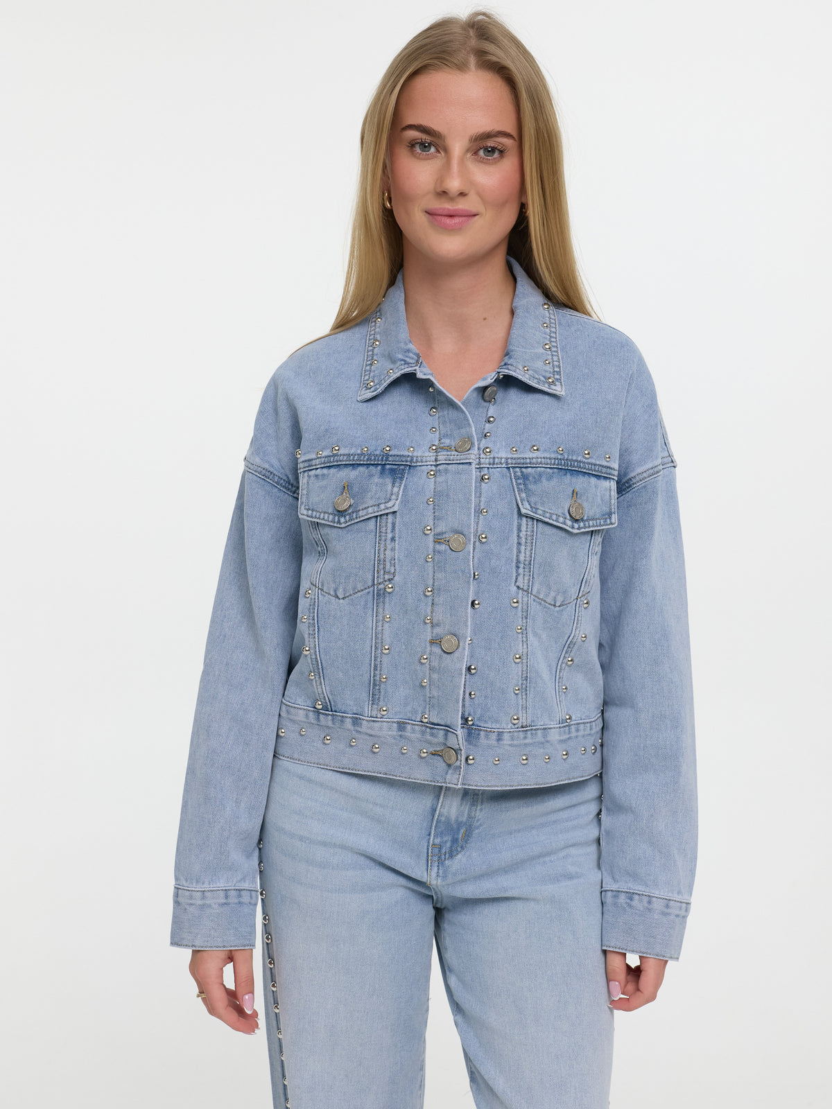 Nieten-Jeansjacke "Aria"