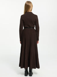 Langes Plissiertes Kleid "Kim" in Braun