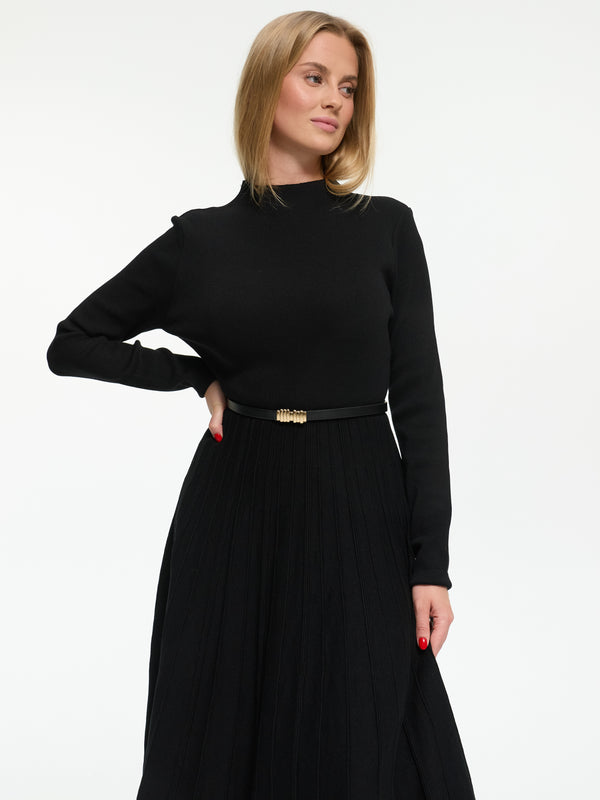 Langes Plissiertes Kleid "Kim" in Schwarz