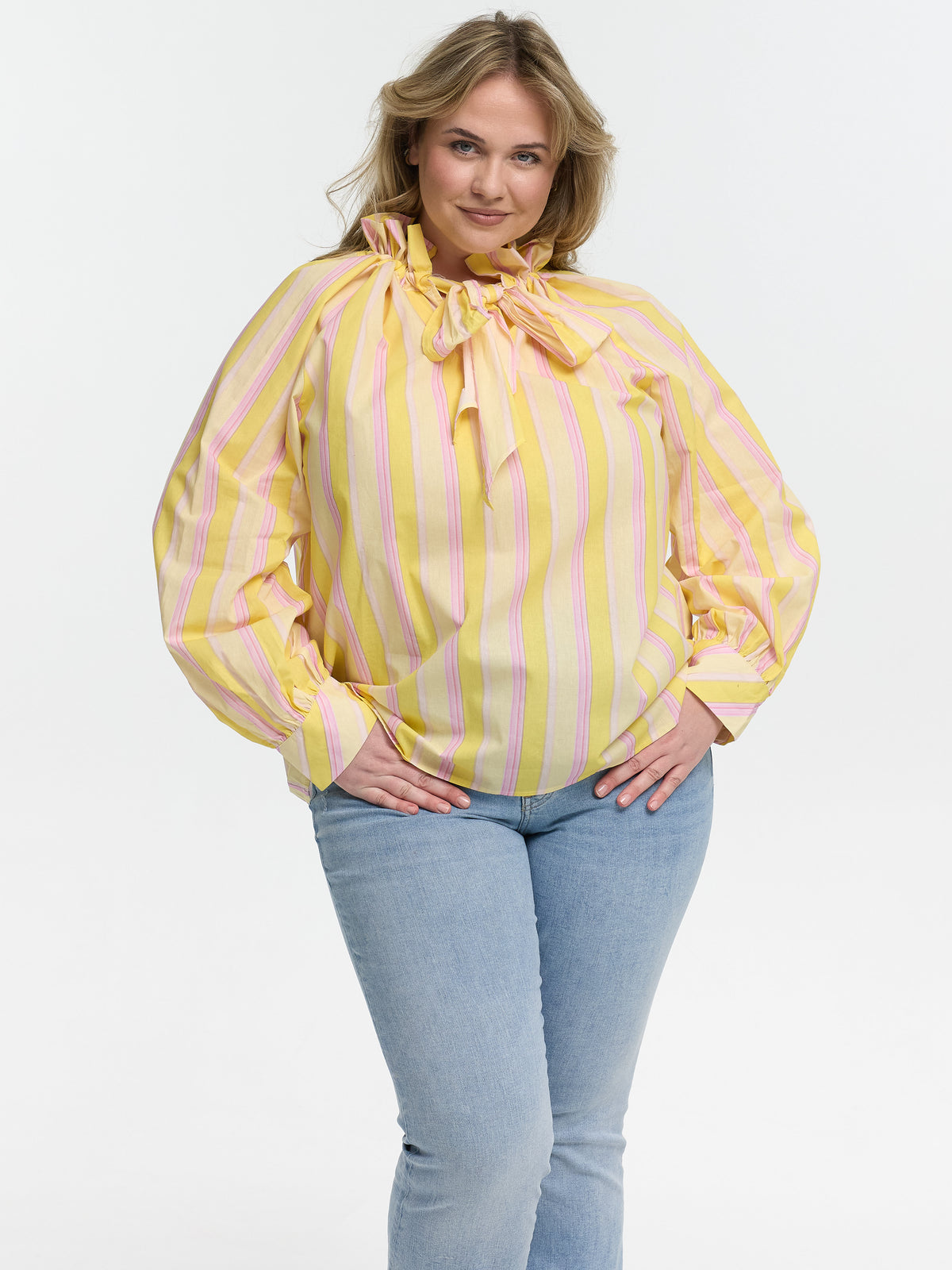 Curvy Bluse mit Schleife "Manon" in Gelb/Rosa gestreift