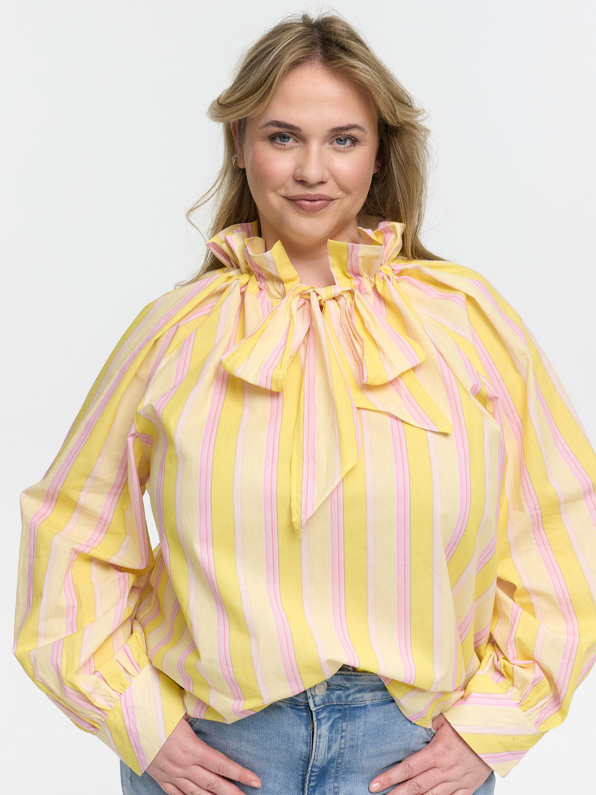 Curvy Bluse mit Schleife "Manon" in Gelb/Rosa gestreift