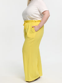 Curvy Musselin-Hose „Wicky“ in Gelb