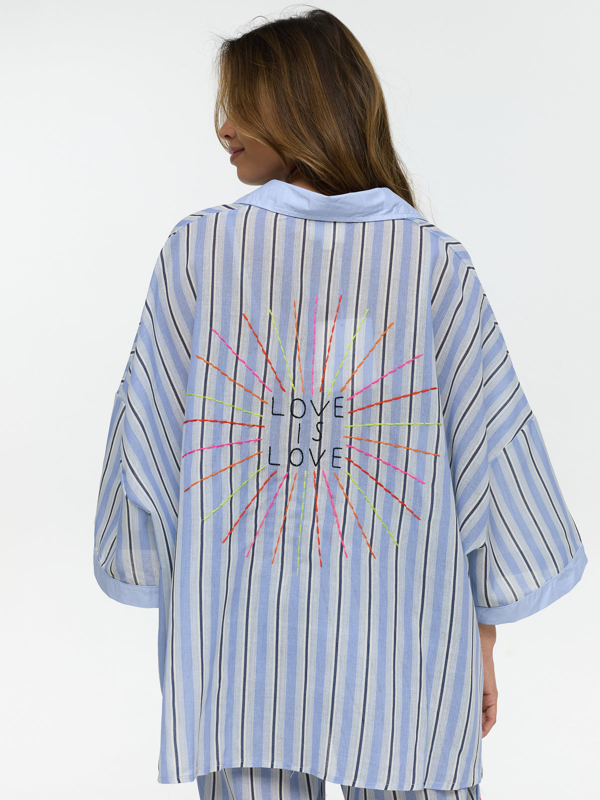 Set "Love is Love" in Blau/Weiß gestreift