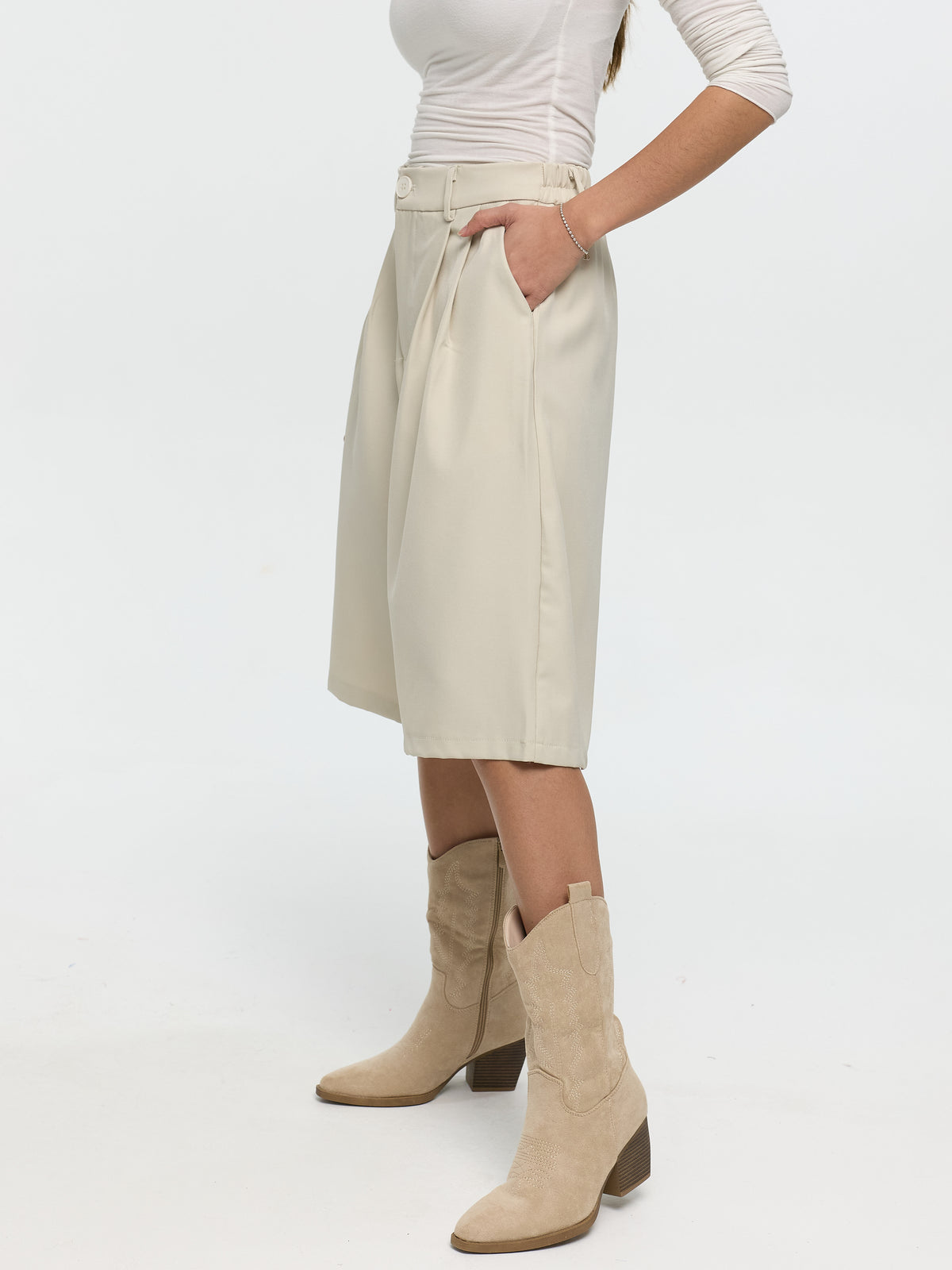 Bermudas „Lori“ in Beige
