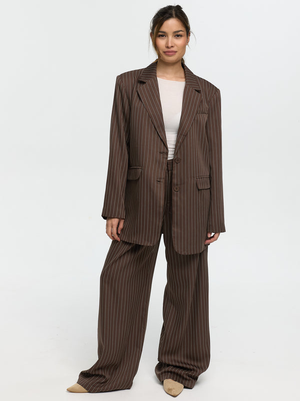 Nadelstreifen Blazer „Kathie“ in Braun