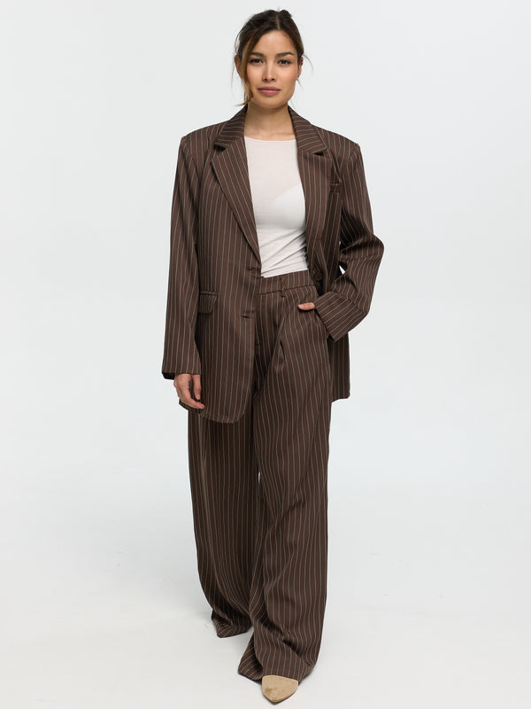 Nadelstreifen Stoffhose „Kathie“ in Braun