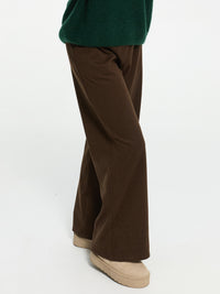 Stoffhose "Colette" in Braun