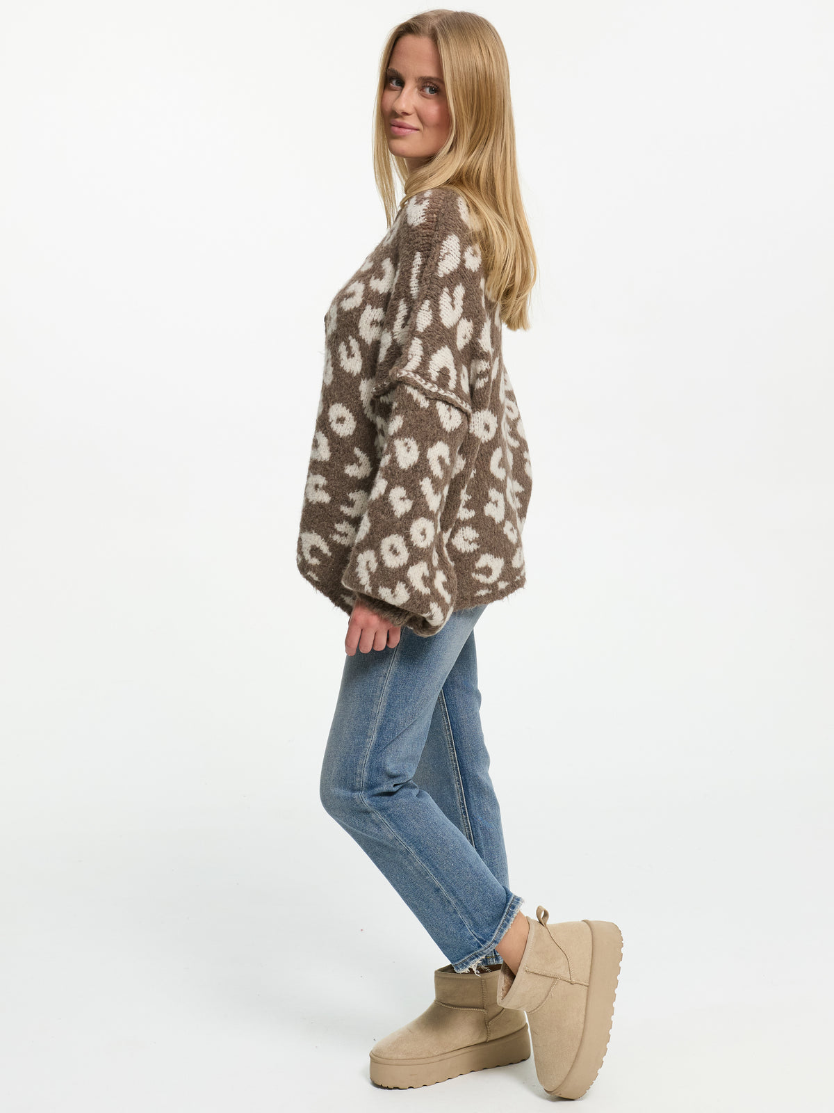 Cardigan "Elleana" in Leo Hell