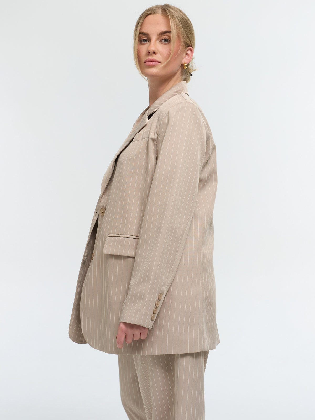 Nadelstreifen Blazer „Kathie“ in Taupe