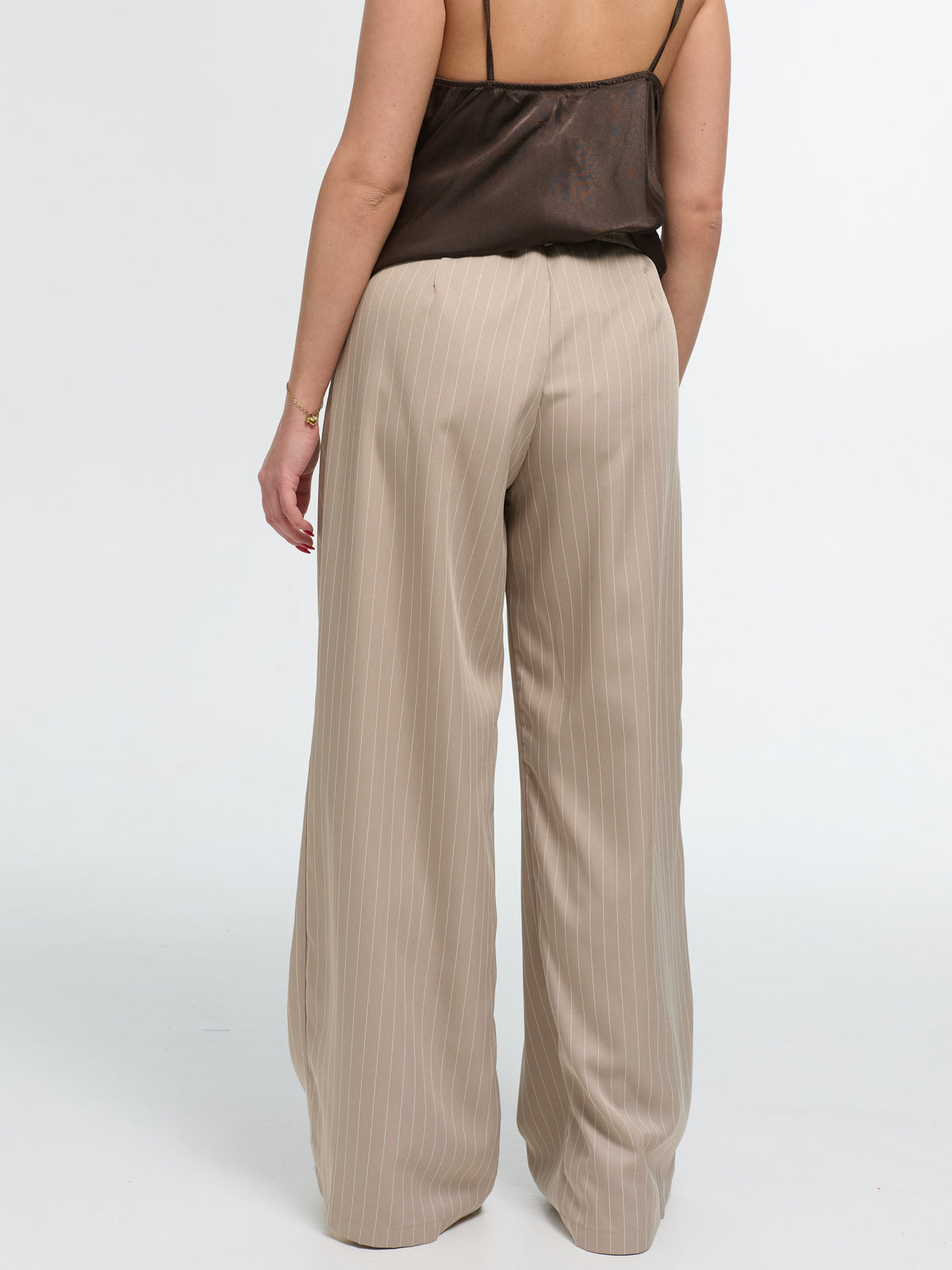 Nadelstreifen Stoffhose „Kathie“ in Taupe