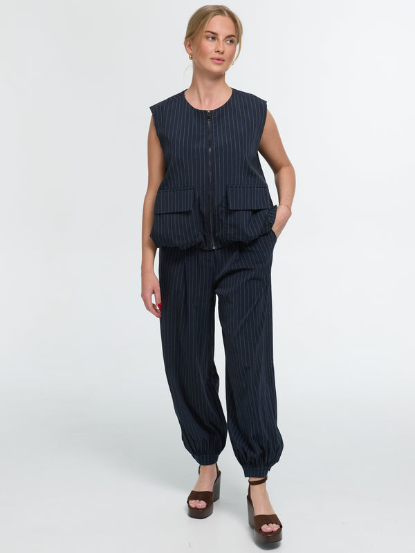Nadelstreifen Stoffhose „Lia“ in Blau