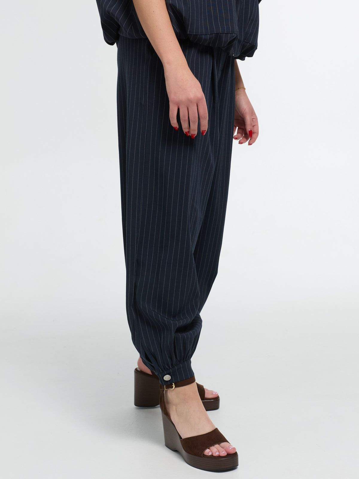 Nadelstreifen Stoffhose „Lia“ in Blau