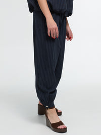Nadelstreifen Stoffhose „Lia“ in Blau